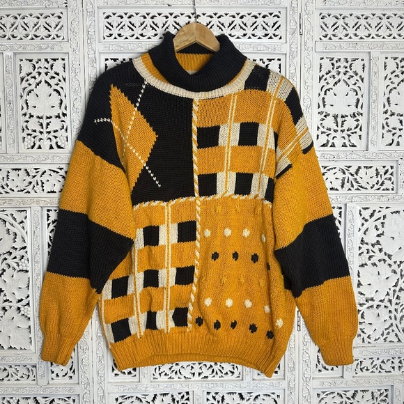 Vintage Black & Yellow Chunky Grannycore Turtleneck Geometric Artsy Sweater - Picture 1 of 7